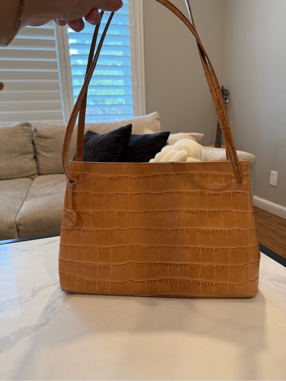 Vintage Monsac Tan Crocodile Embossed Shoulder Bag Zip Closure Gold Hardware